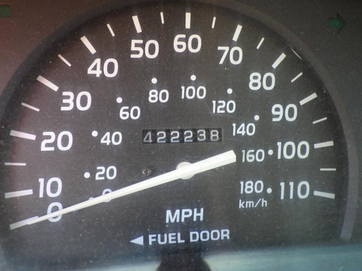 2004-toyota-tacoma-image-12