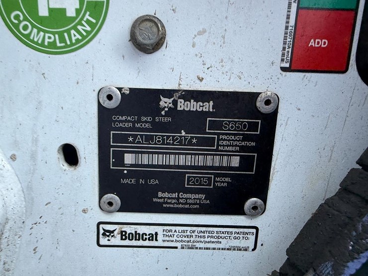 2015-bobcat-s650-image-24