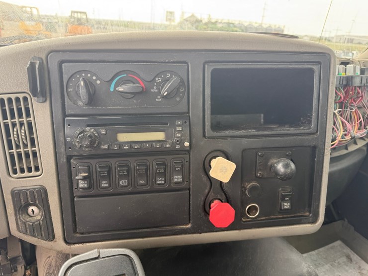 2012-international-transtar-8600-image-54
