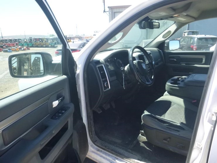 2019-dodge-1500-image-5