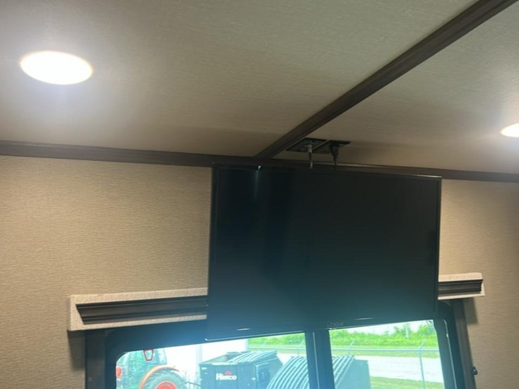 #139-•-2022-grand-design-solitude-310gk-camper-image-86