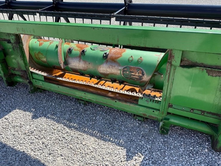 2006-john-deere-630f-image-16