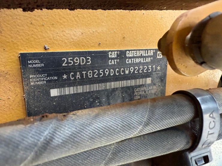 2022-caterpillar-259d3-image-30