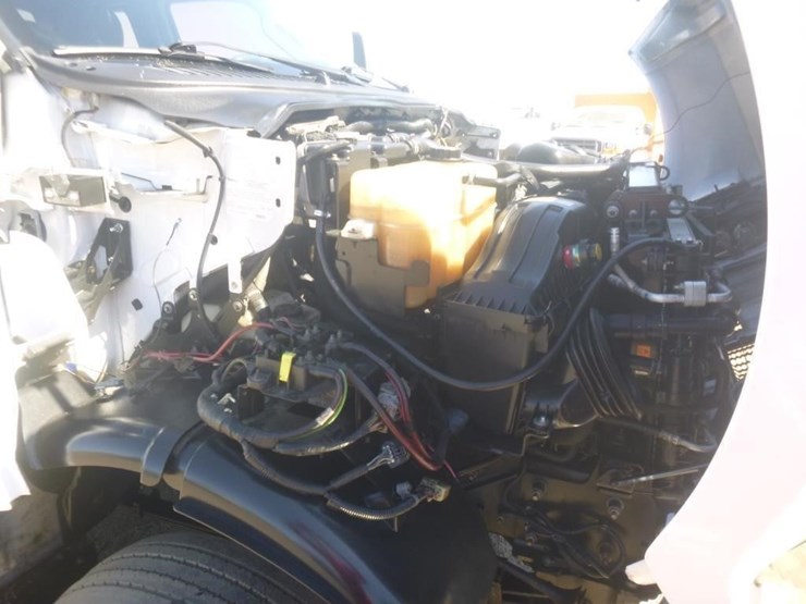 2016-ford-f650-image-22