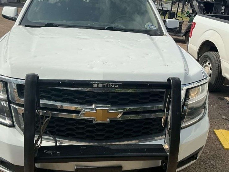 2017-chevrolet-tahoe-image-1