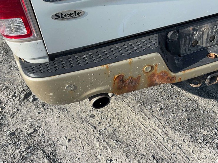 2016-ram-1500-laramie-longhorn-image-29