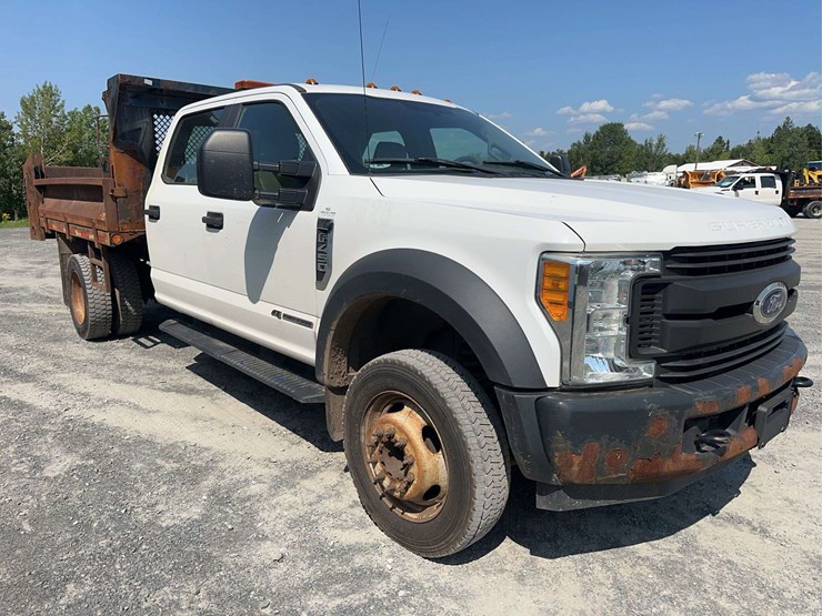2017-ford-f450-xl-image-3