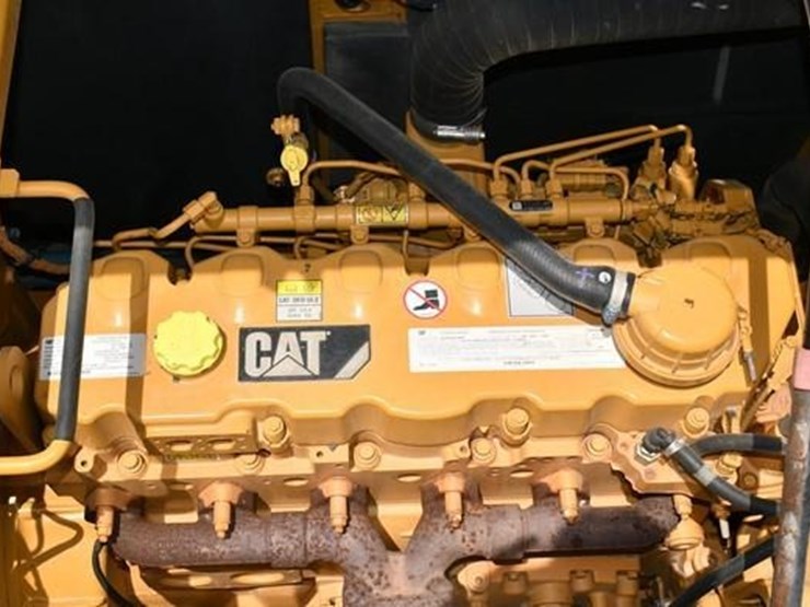 2019-caterpillar-336-image-26