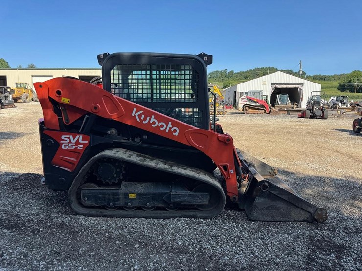 kubota-ssv65-image-7
