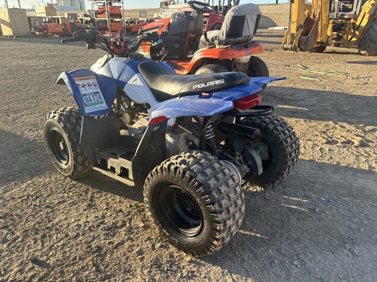 2012-polaris-quad-image-4