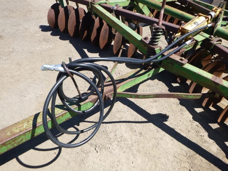 john-deere-15-image-9