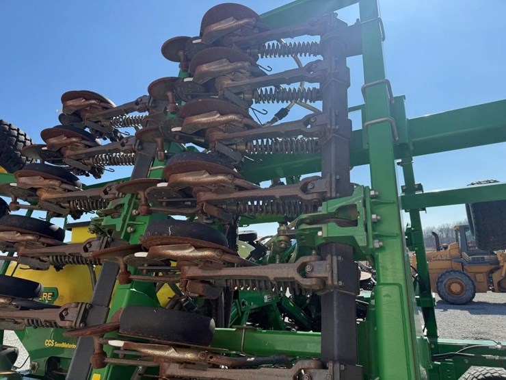 2015-john-deere-1990-image-48