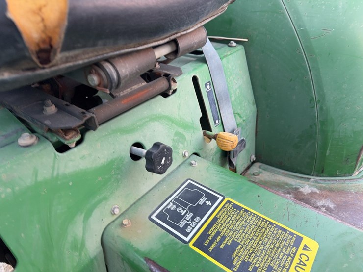john-deere-1070-image-33