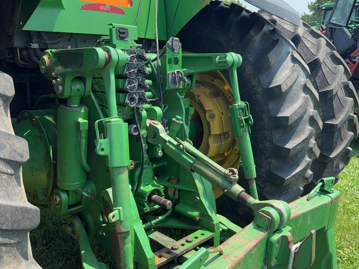 john-deere-8420-image-10