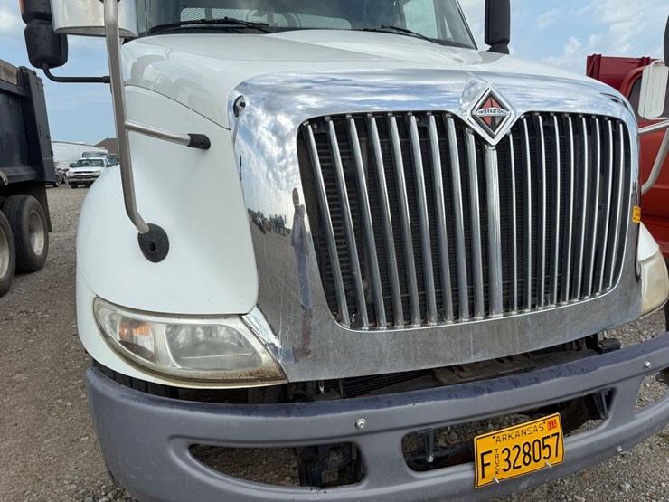 2012-international-transtar-8600-image-37