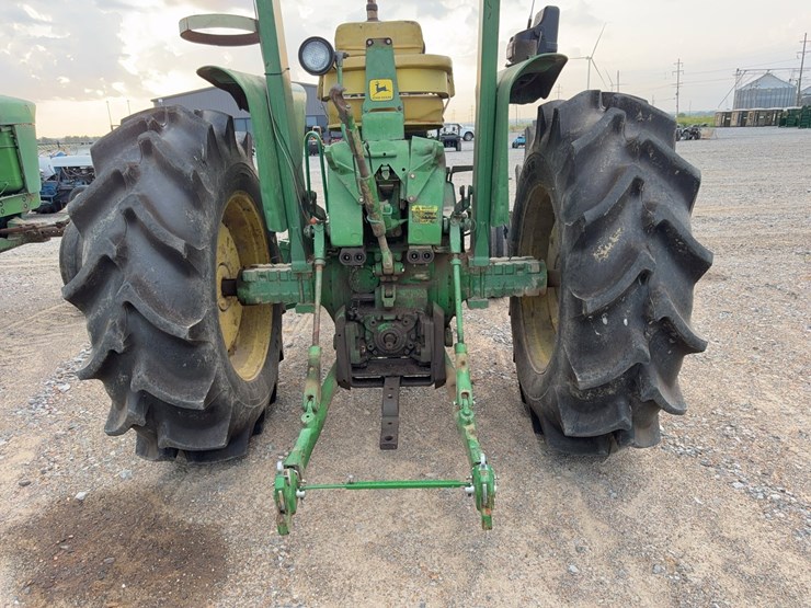 john-deere-4020-image-11