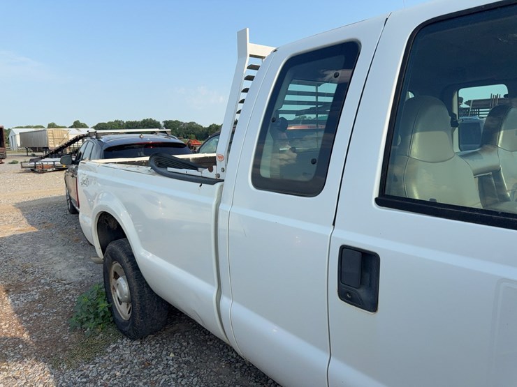 2008-ford-f250-image-11