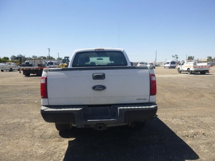 2016-ford-f250-image-15