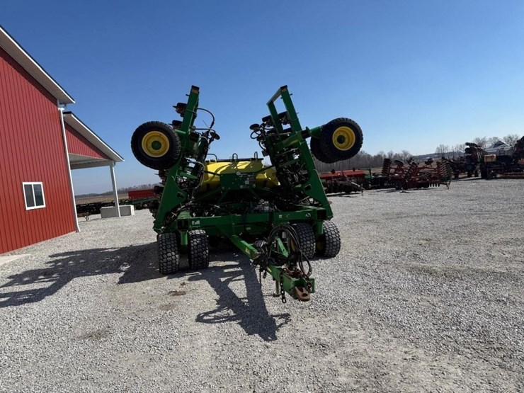 2015-john-deere-1990-image-5