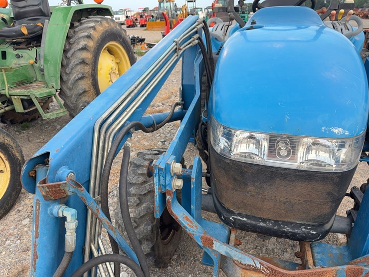 new-holland-7308-image-33