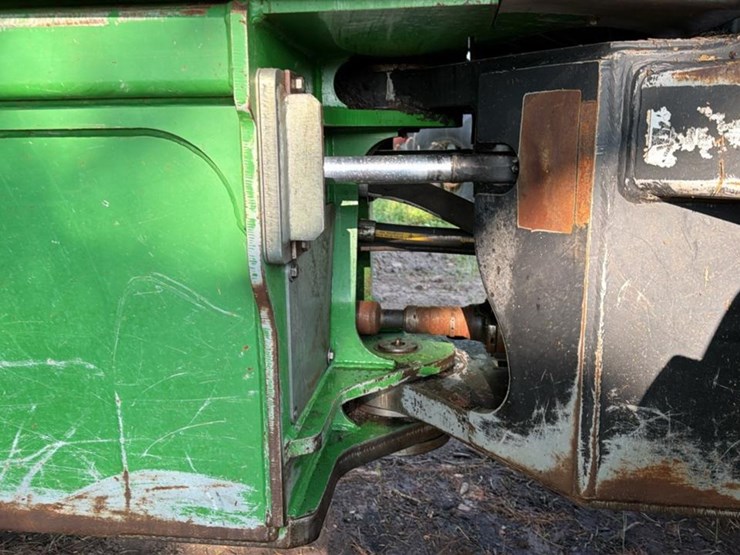 2006-deere-643h-image-19