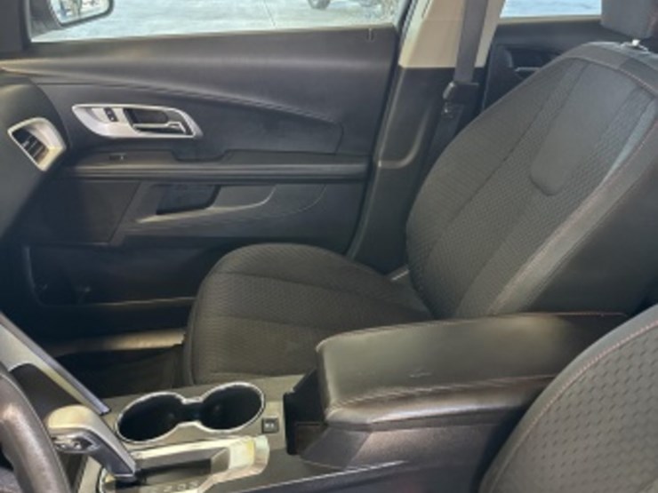 2015-chevrolet-equinox-image-20