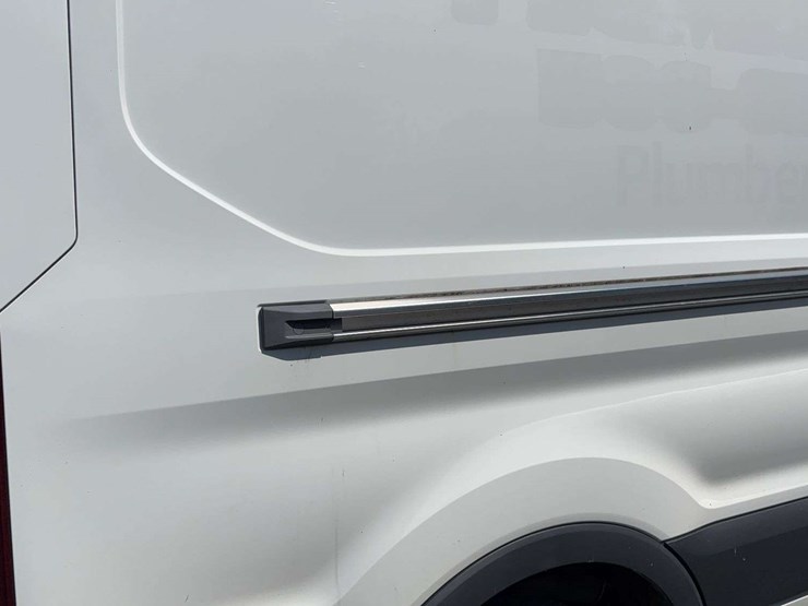 2017-ford-transit-image-28