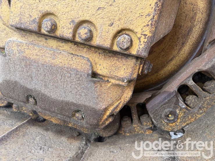 2019-caterpillar-d6k2-lgp-image-27