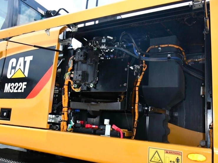 2019-caterpillar-m322f-image-9