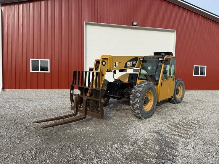 caterpillar-tl642-image-2