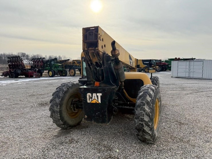 caterpillar-tl642-image-30