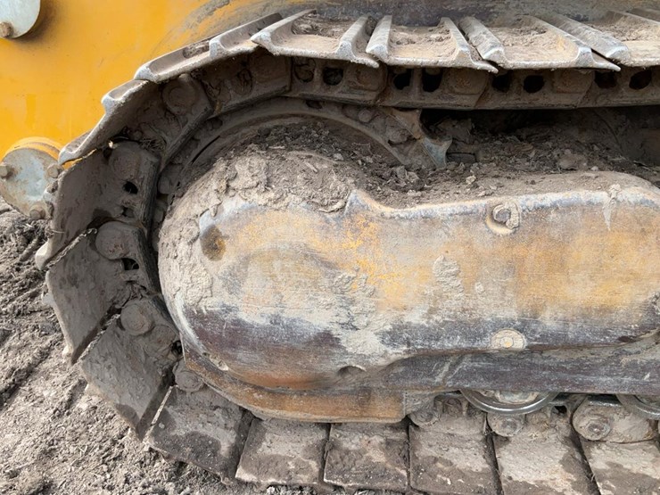 2005-deere-655c-image-53
