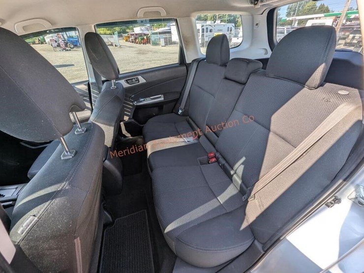 2012-subaru-forester-image-25