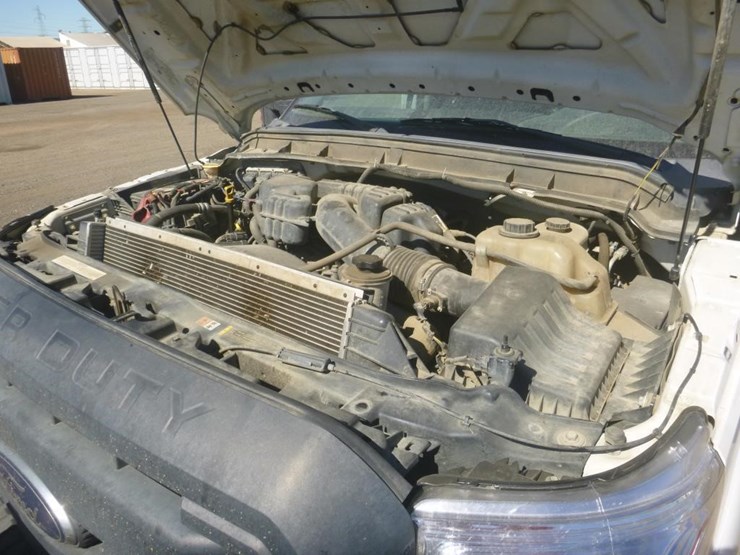 2014-ford-f350-image-16