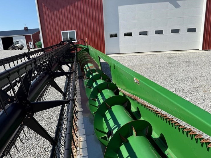 2006-john-deere-630f-image-23