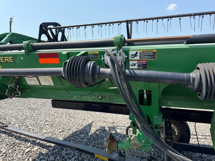 john-deere-630d-image-16