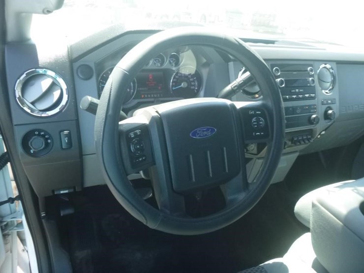 2014-ford-f250-image-18