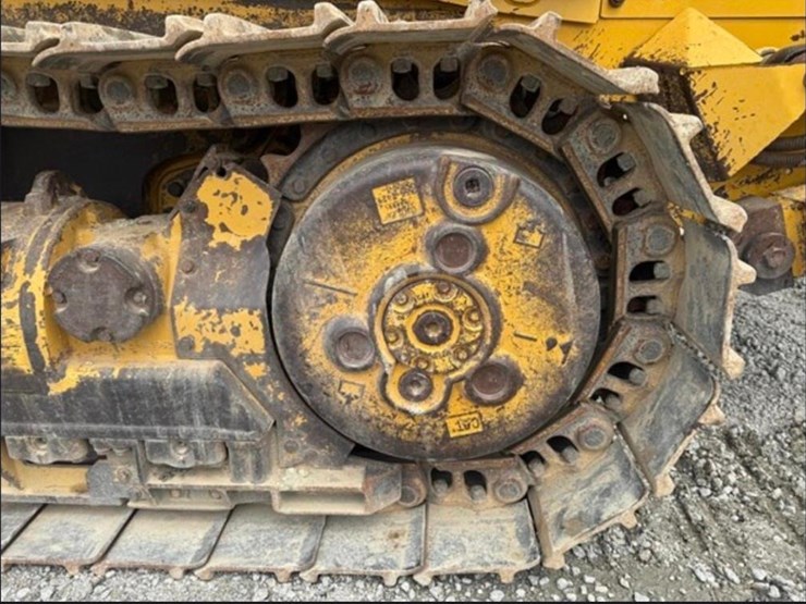 2017-caterpillar-953d-image-5