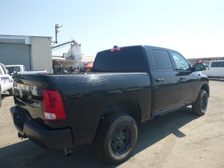 2014-dodge-1500-image-4