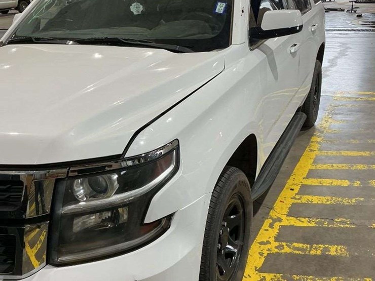 2019-chevrolet-tahoe-image-1