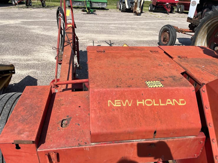 new-holland-s717-image-8