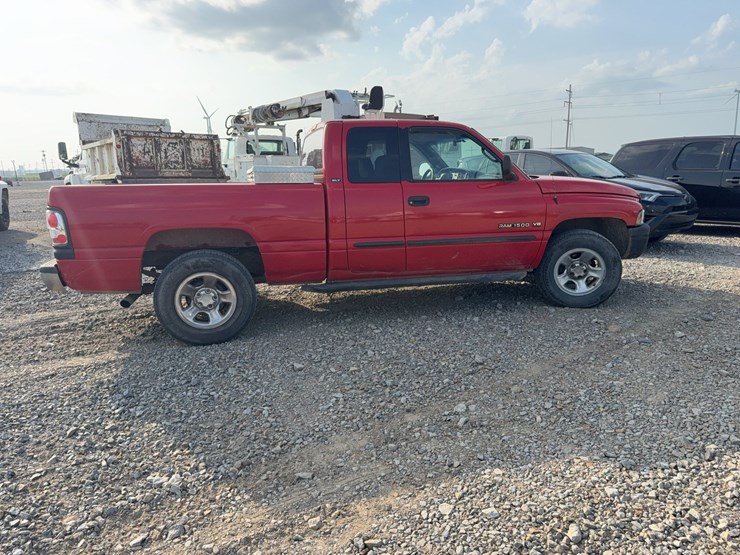 2001-dodge-ram-1500-image-6