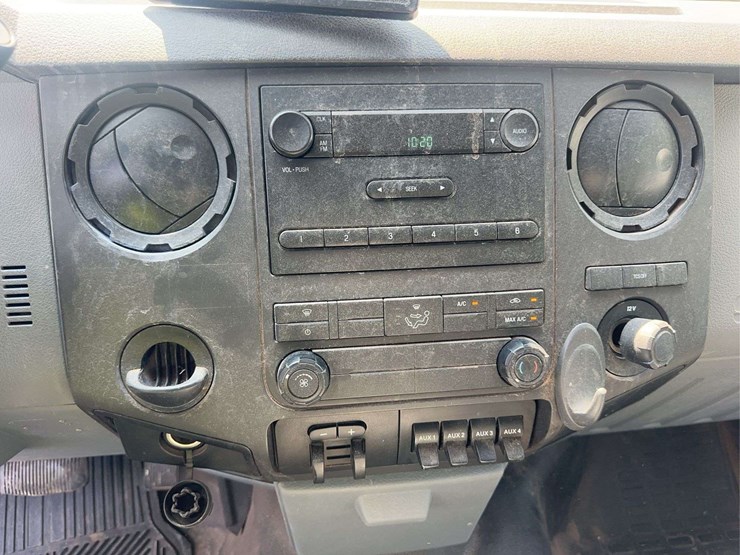 2012-ford-f450-xl-image-25