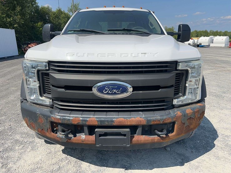 2017-ford-f450-xl-image-2