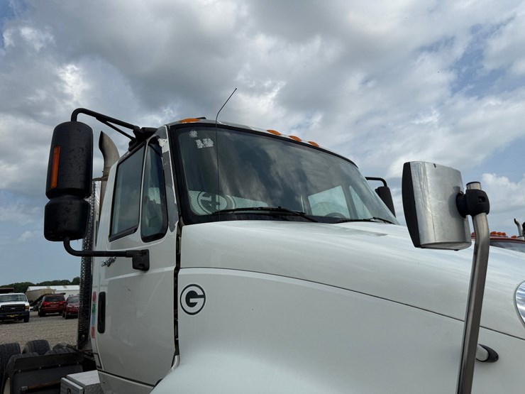 2012-international-transtar-8600-image-39
