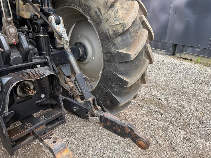 case-ih-mxu110-image-16