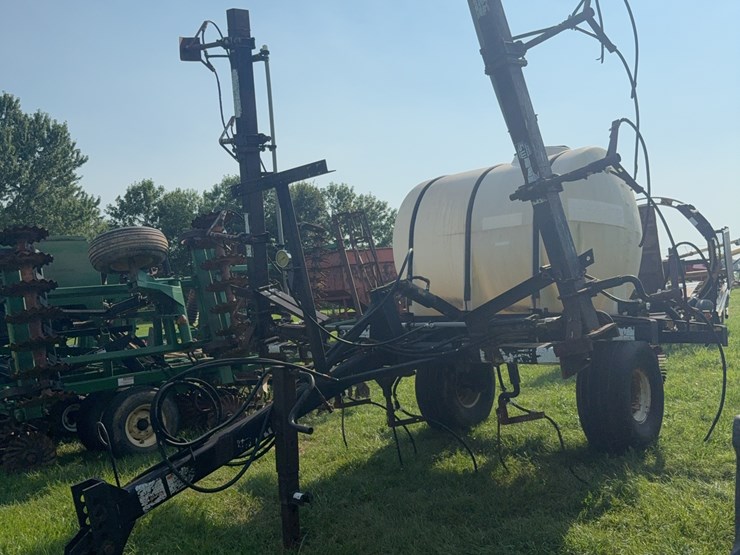 nitrogen-applicator-with-y-drops-adams-image-3