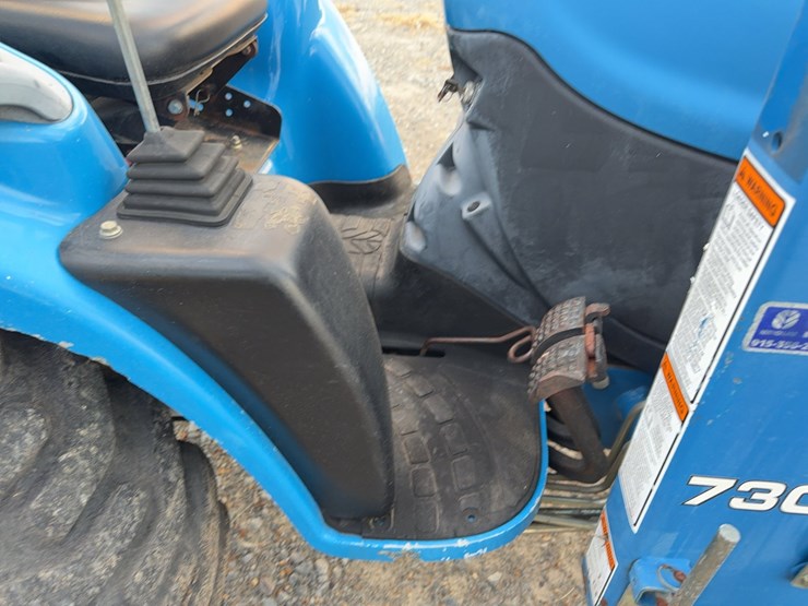 new-holland-7308-image-43