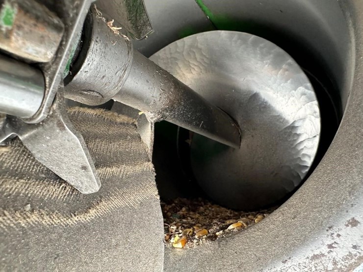 john-deere-9600-image-43