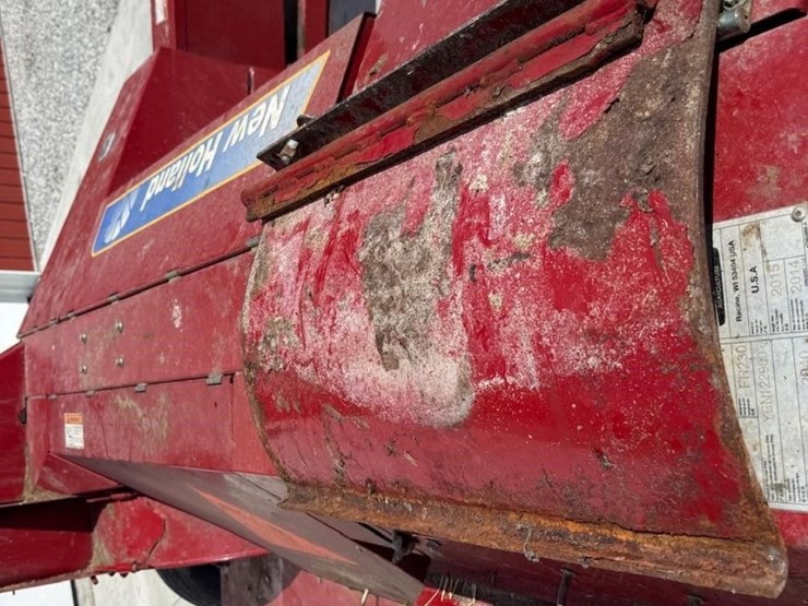 2015-new-holland-fp230-image-60